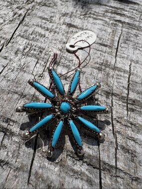 Turquoise Zuni Needlepoint Pendant Necklace  Vintag